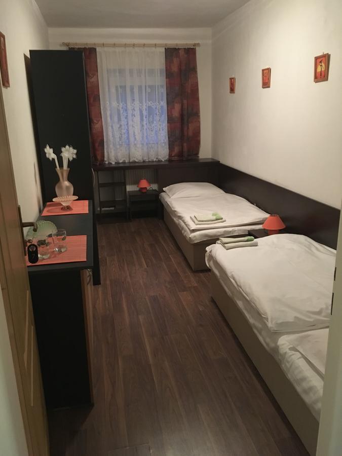 Harrys City Motel Komárno Exterior photo
