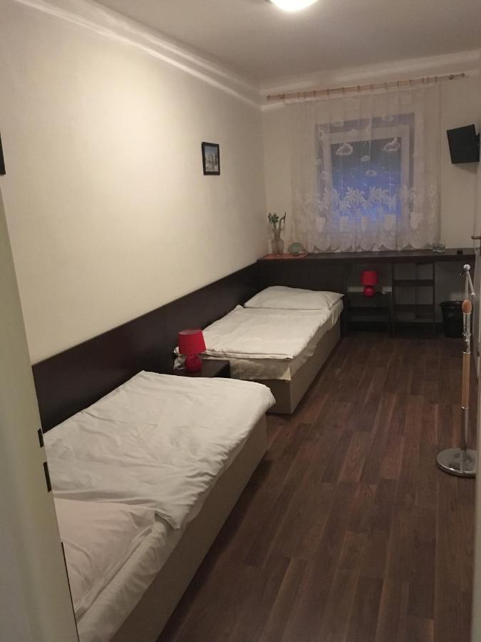 Harrys City Motel Komárno Exterior photo